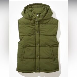 AE Oversized Puffer Vest